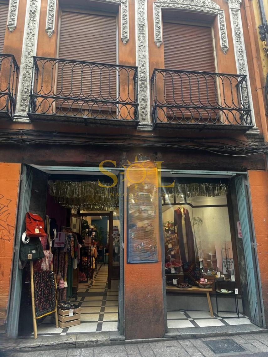 MAGNÍFICO  LOCAL COMERCIAL EN CALLE CARDILES 3 - Foto 5