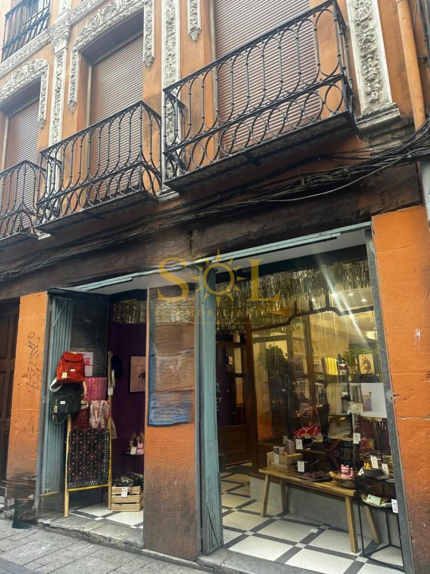 MAGNÍFICO  LOCAL COMERCIAL EN CALLE CARDILES 3 - Foto 6
