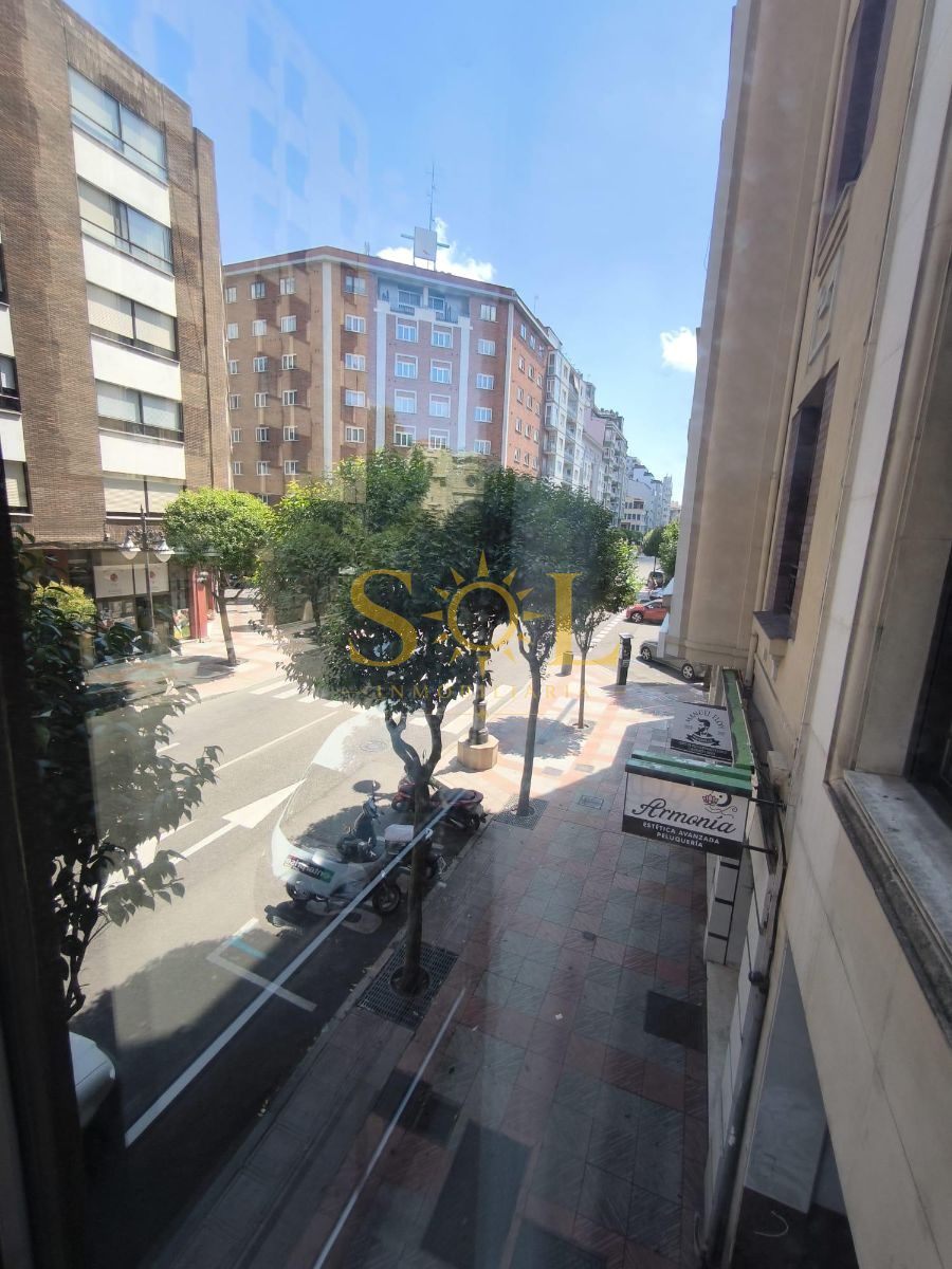 Apartamento con plaza de garaje en Gran Via de San Marcos (centro de Léon) - Foto 2