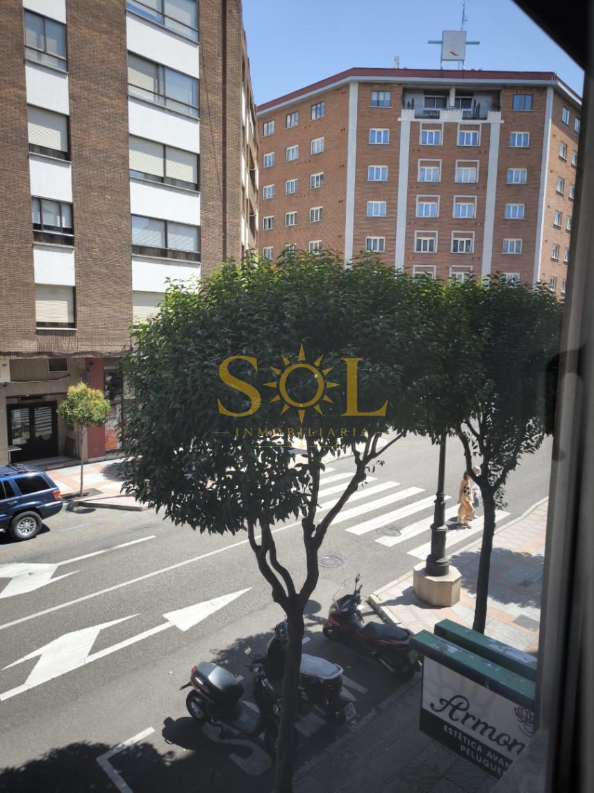 Apartamento con plaza de garaje en Gran Via de San Marcos (centro de Léon) - Foto 25