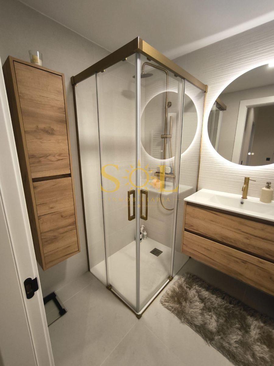 Apartamento con plaza de garaje en Gran Via de San Marcos (centro de Léon) - Foto 5