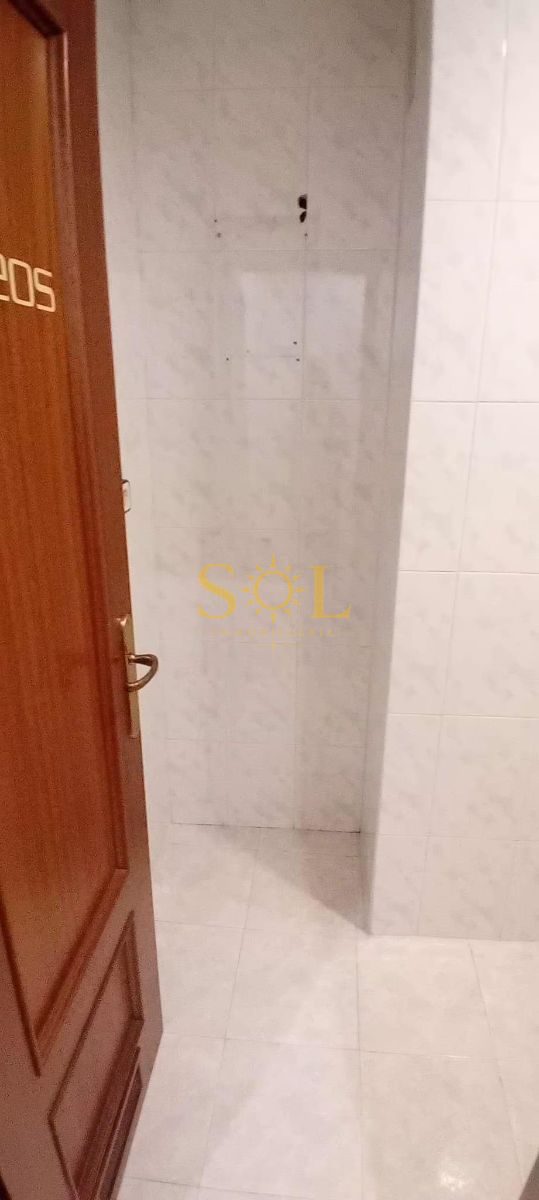 VENTA DE PLANTA ENTERA DE OFICINA EN EL CENTRO DE OVIEDO ( CON POSIBILIDAD DE CAMBIO DE USO A VIVIENDA) - Foto 18