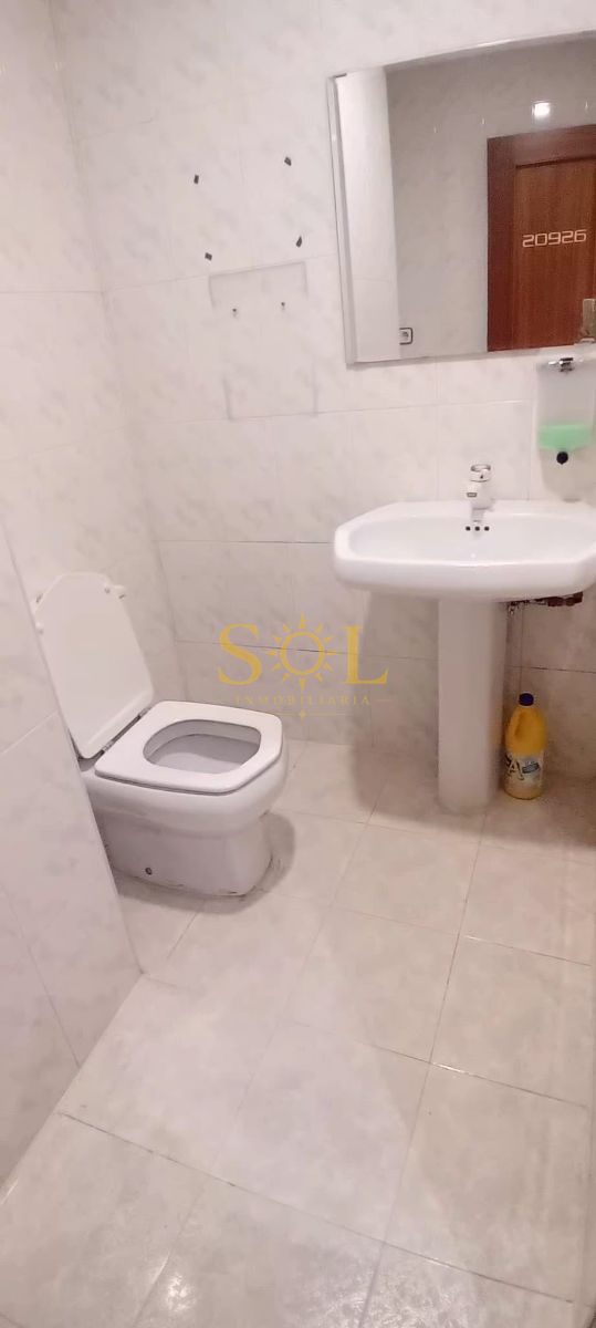 VENTA DE PLANTA ENTERA DE OFICINA EN EL CENTRO DE OVIEDO ( CON POSIBILIDAD DE CAMBIO DE USO A VIVIENDA) - Foto 19