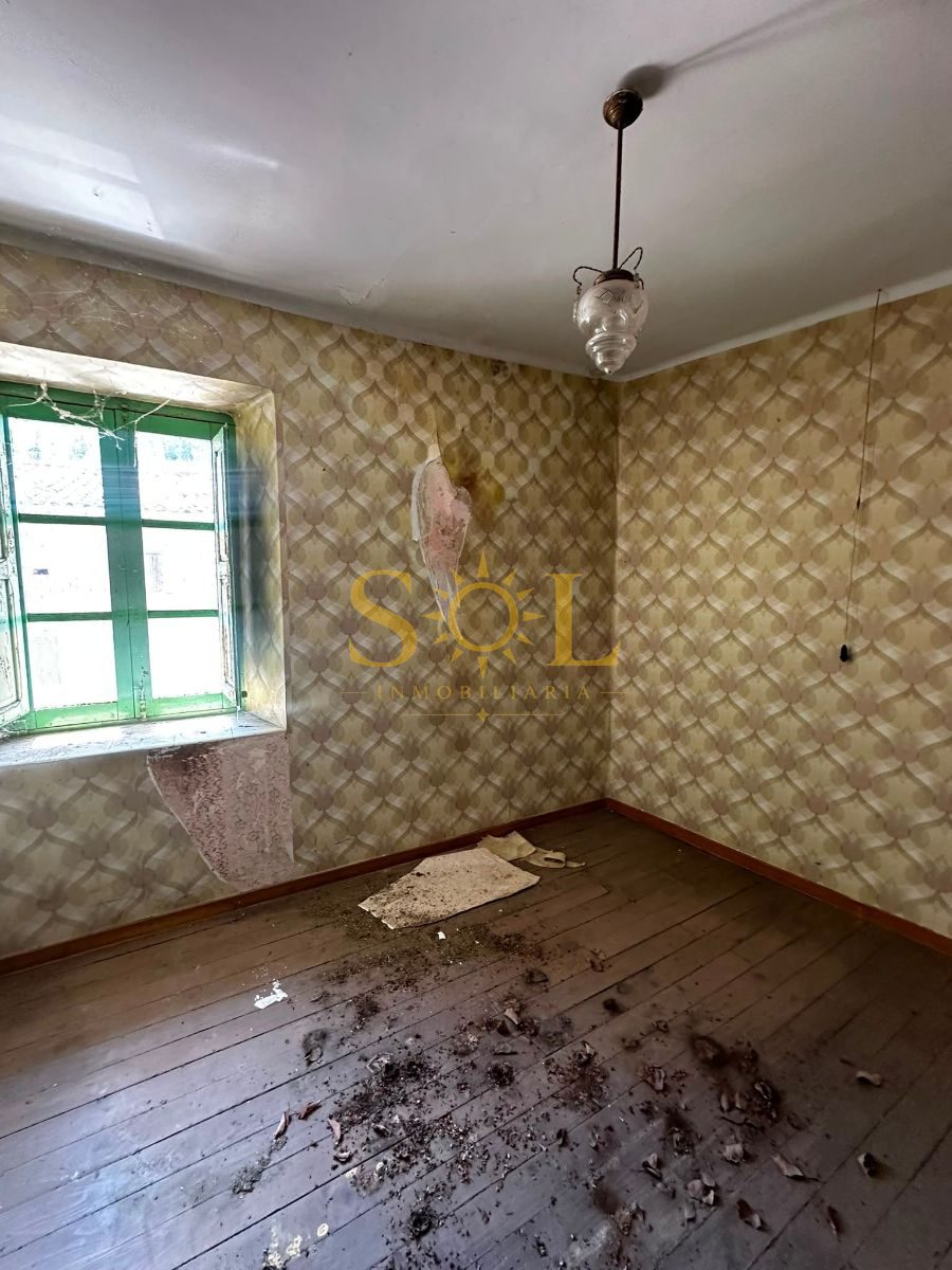 CASA CON JARDIN para reformar en LA VALCUEVA (LEON). - Foto 25