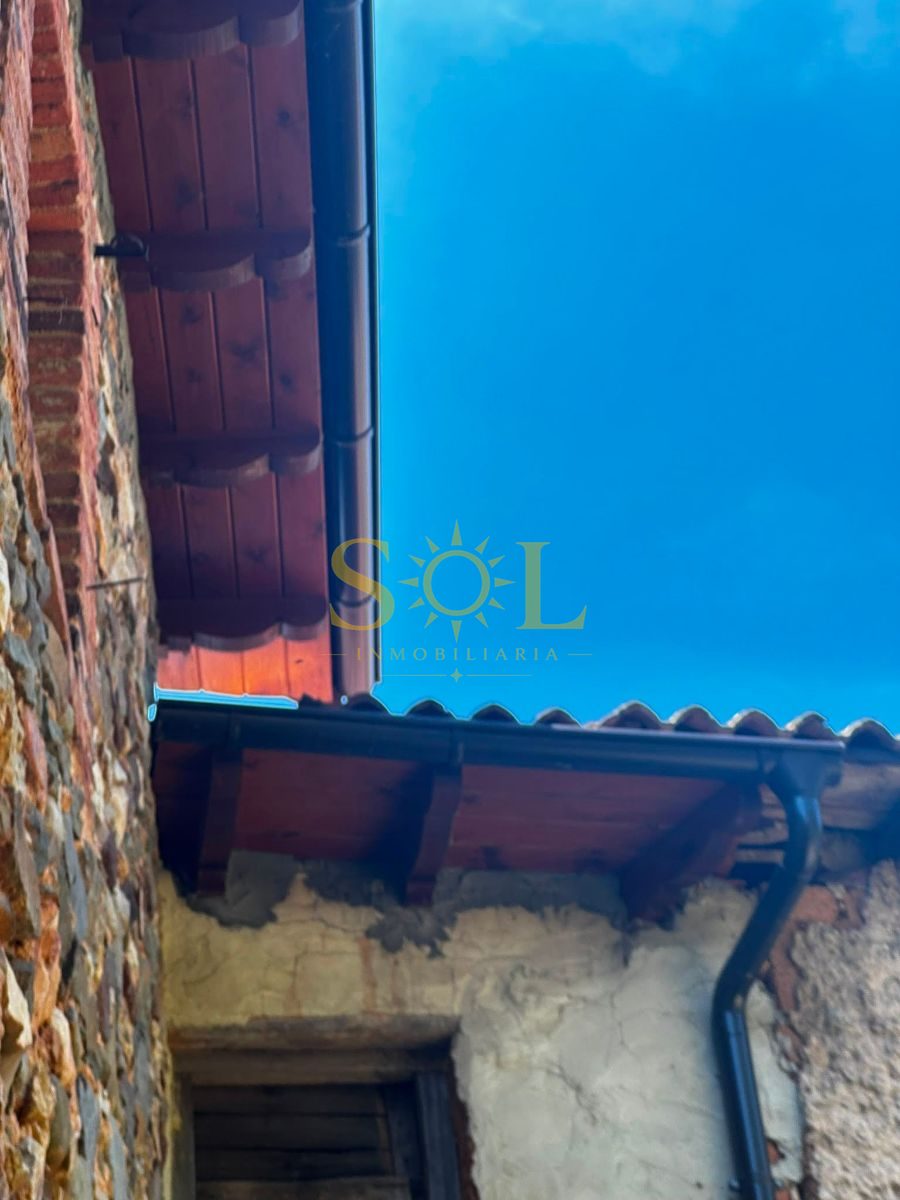 CASA CON JARDIN para reformar en LA VALCUEVA (LEON). - Foto 3