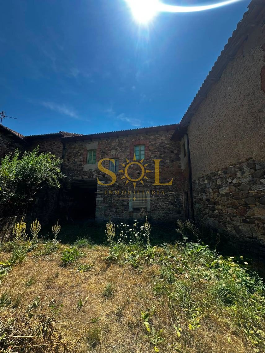 CASA CON JARDIN para reformar en LA VALCUEVA (LEON). - Foto 35