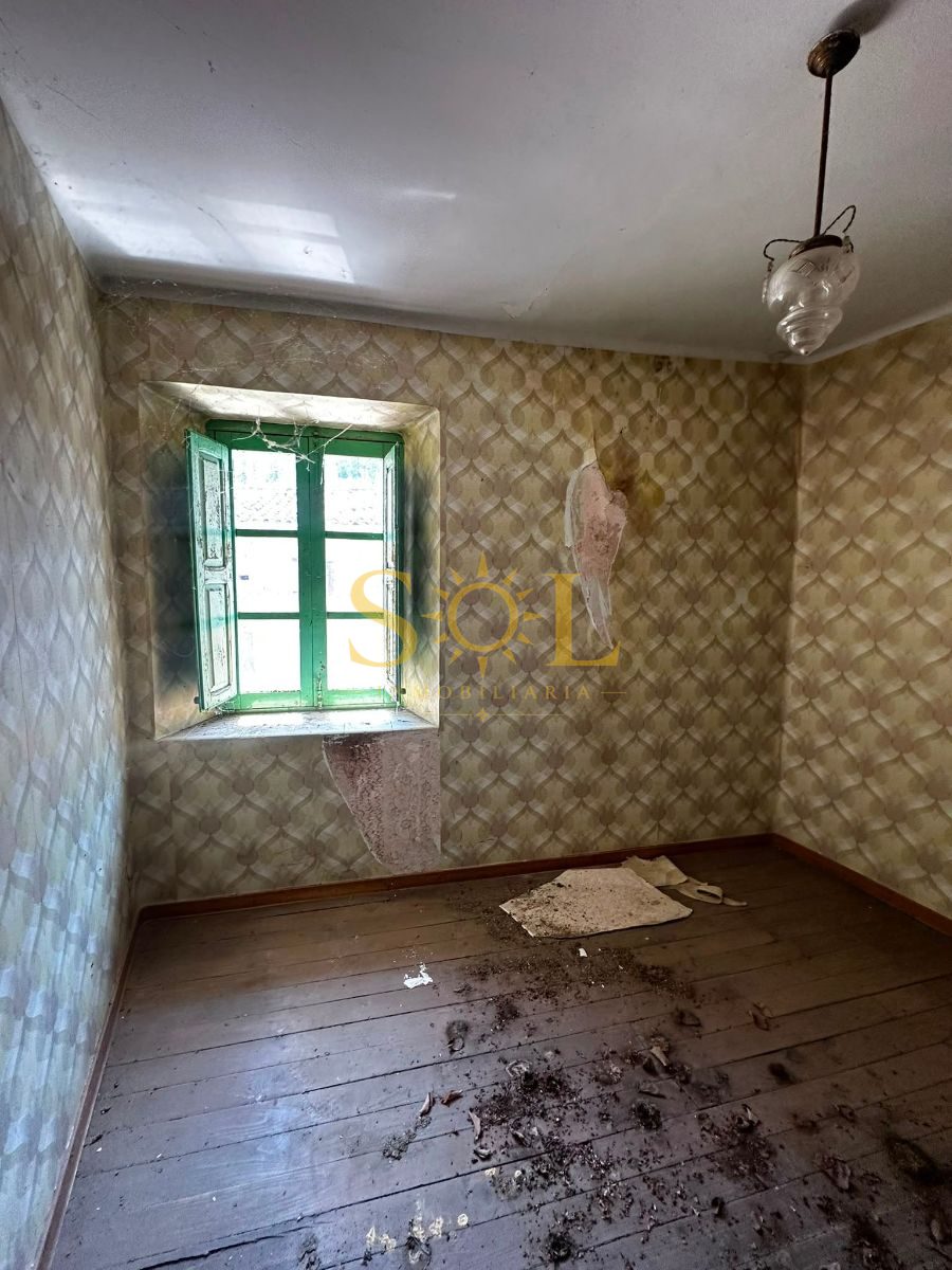 CASA CON JARDIN para reformar en LA VALCUEVA (LEON). - Foto 5