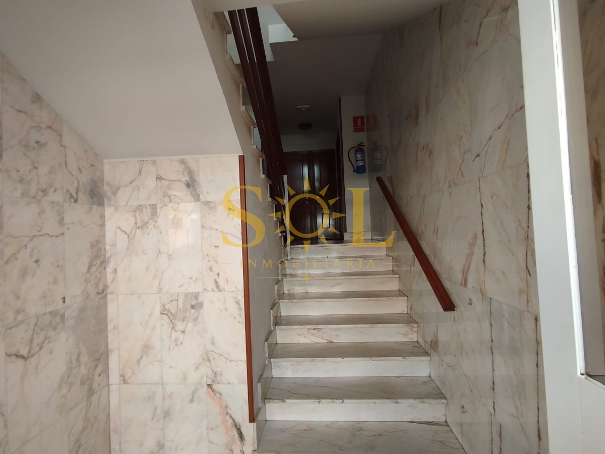 Venta de vivienda para reformar en Valencia de Don Juan - Foto 2
