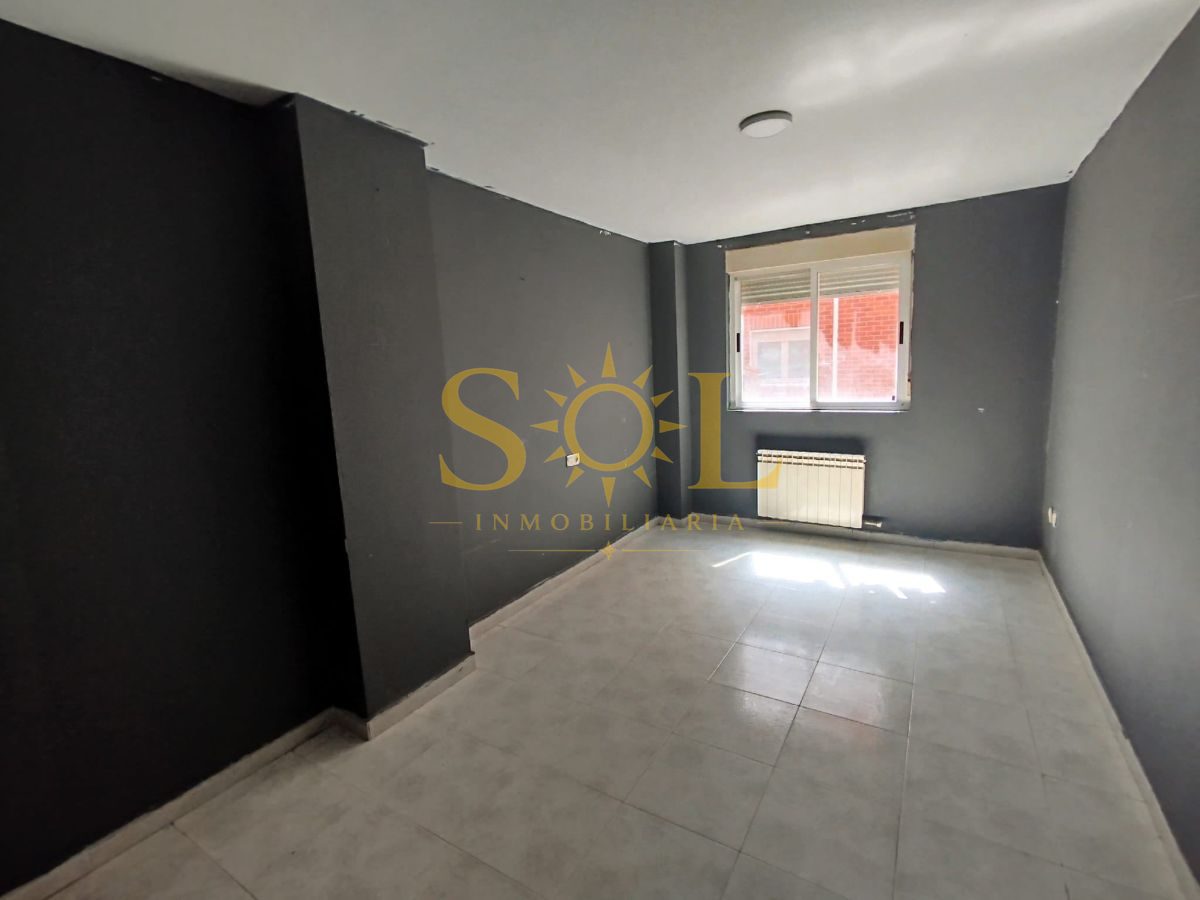 Venta de vivienda para reformar en Valencia de Don Juan - Foto 5