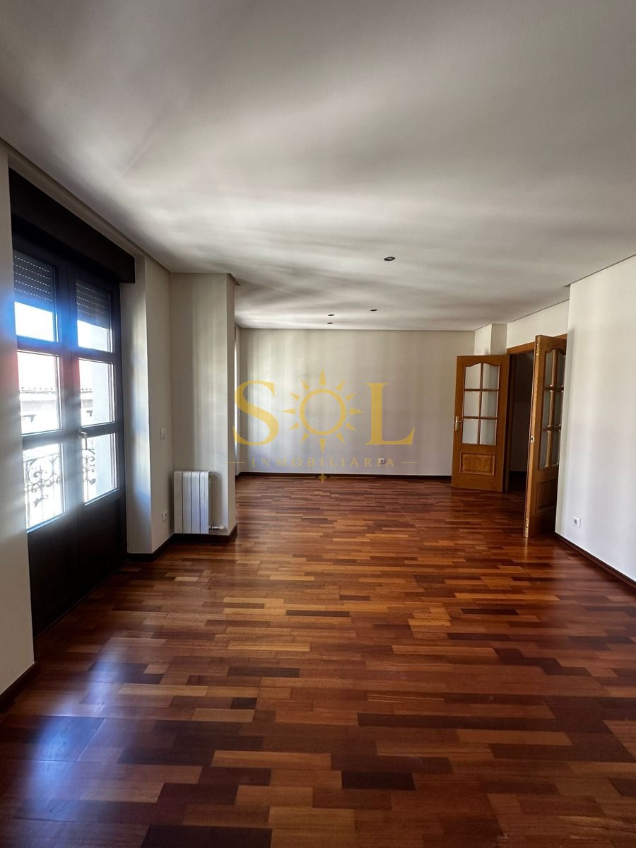 DUPLEX CON GARAJE Y TRASTERO EN ZONA CALLE ANCHA (LEON) - Foto 11