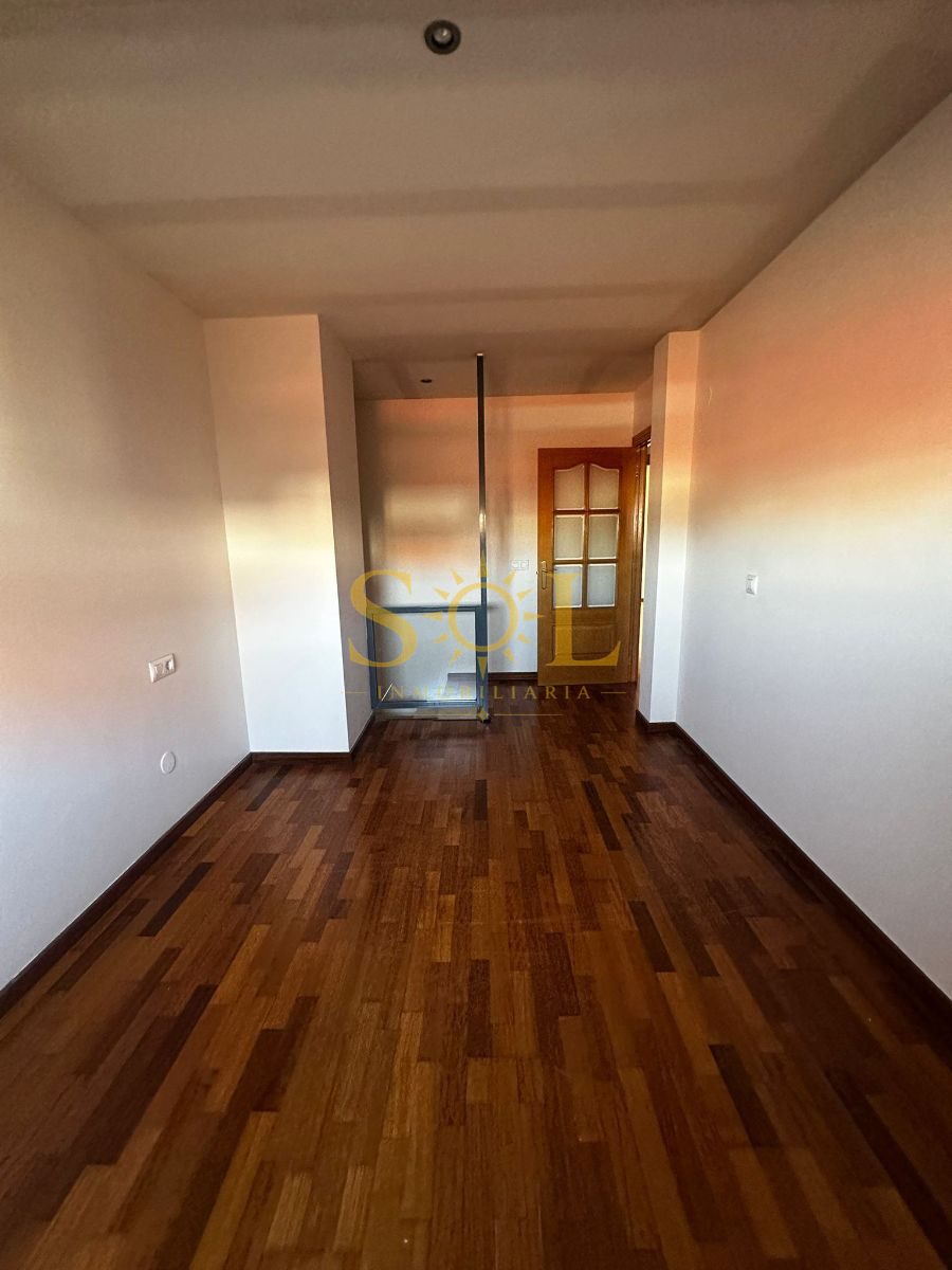 DUPLEX CON GARAJE Y TRASTERO EN ZONA CALLE ANCHA (LEON) - Foto 37