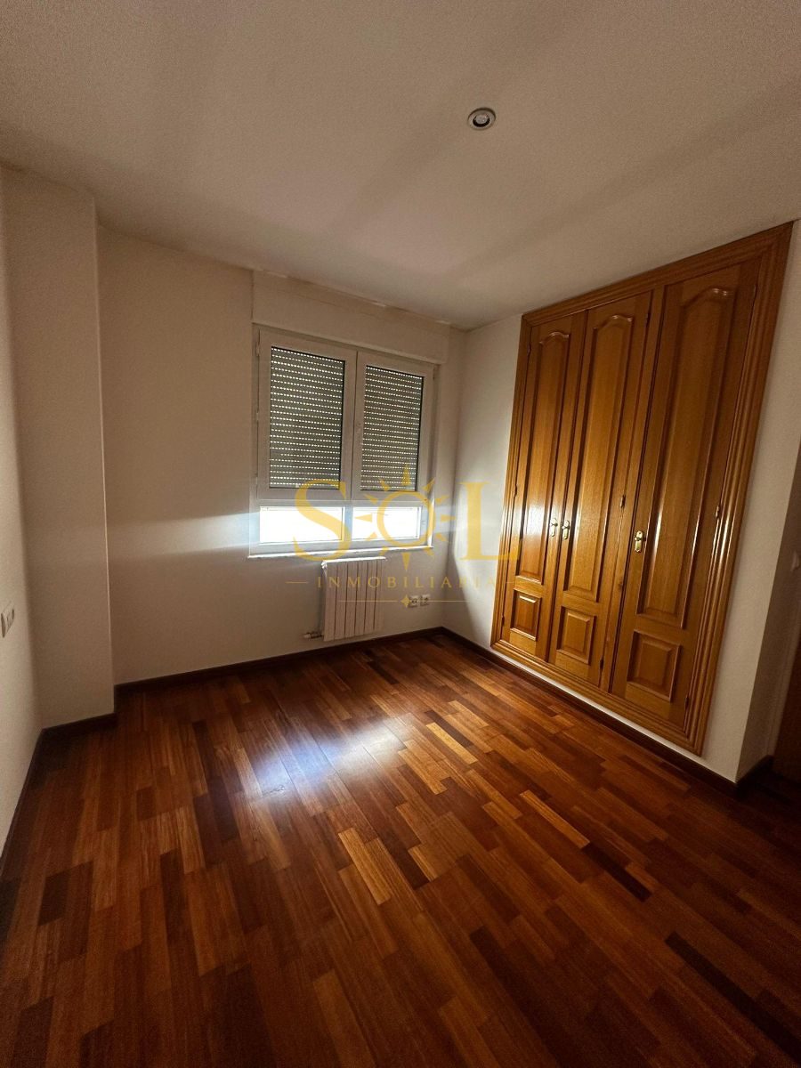 DUPLEX CON GARAJE Y TRASTERO EN ZONA CALLE ANCHA (LEON) - Foto 7