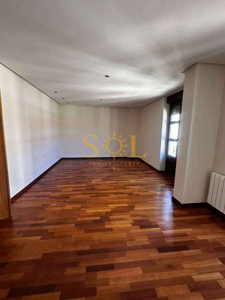 DUPLEX CON GARAJE Y TRASTERO EN ZONA CALLE ANCHA (LEON) - Foto 9