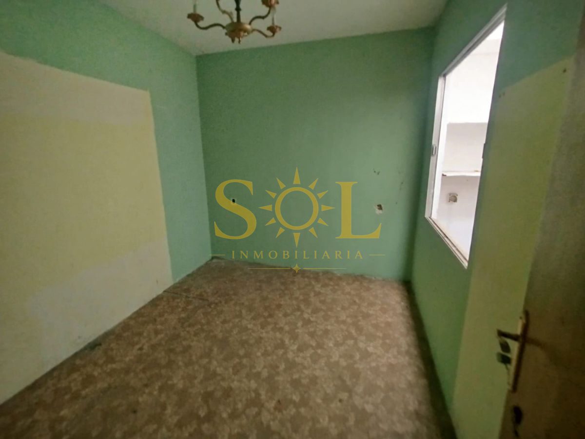 Venta de casa en Bustillo del Páramo para reformar. - Foto 12