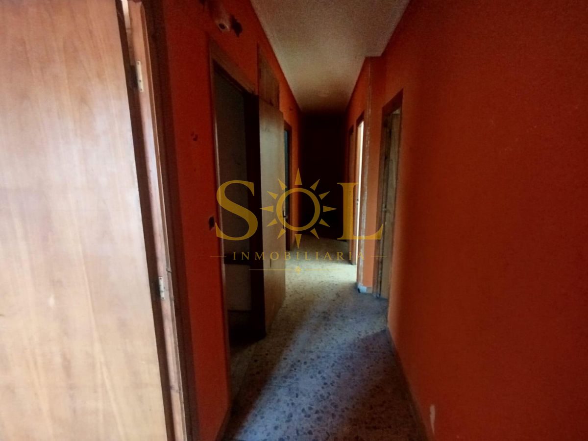 Venta de casa en Bustillo del Páramo para reformar. - Foto 14