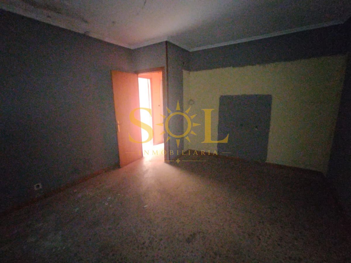 Venta de casa en Bustillo del Páramo para reformar. - Foto 15