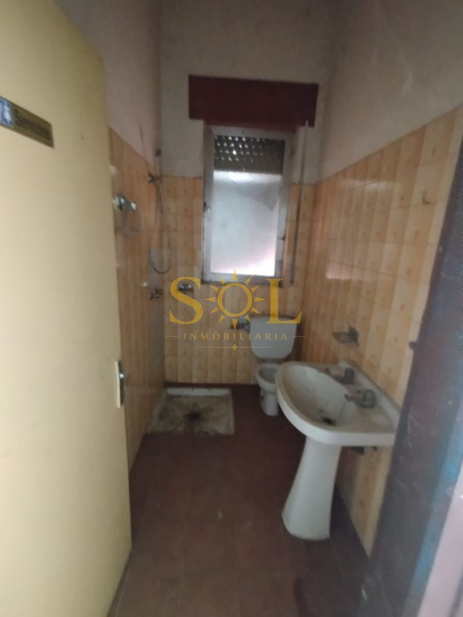 Venta de casa en Bustillo del Páramo para reformar. - Foto 21