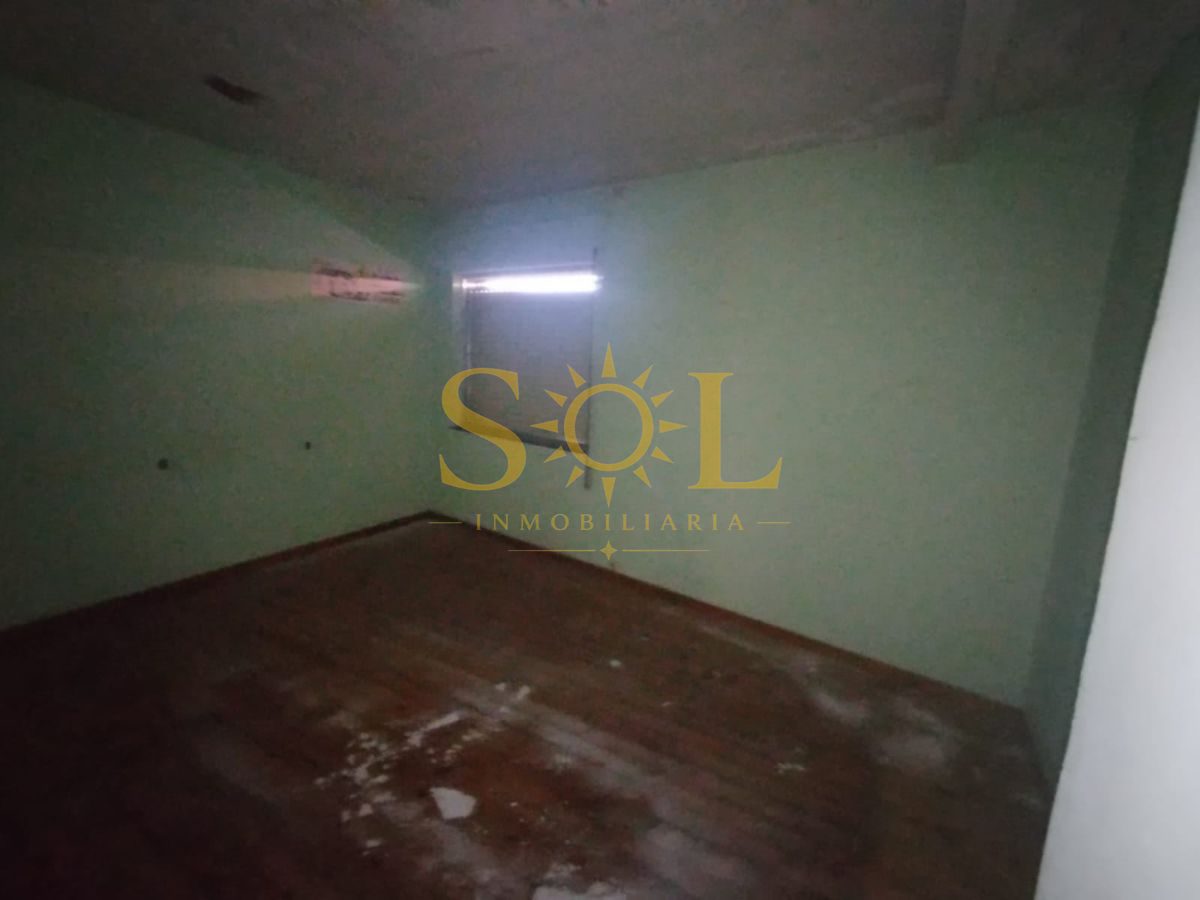 Venta de casa en Bustillo del Páramo para reformar. - Foto 9