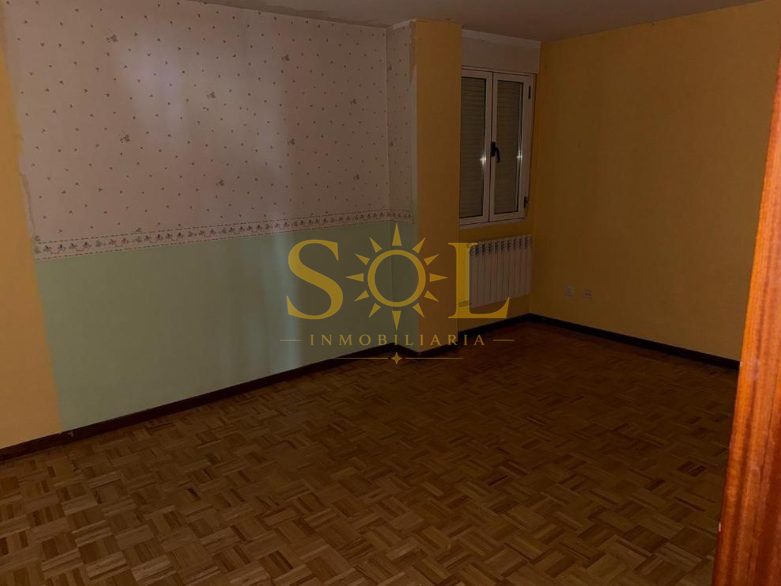 EN VENTA PISO CARRETERA SANTANDER - Foto 5