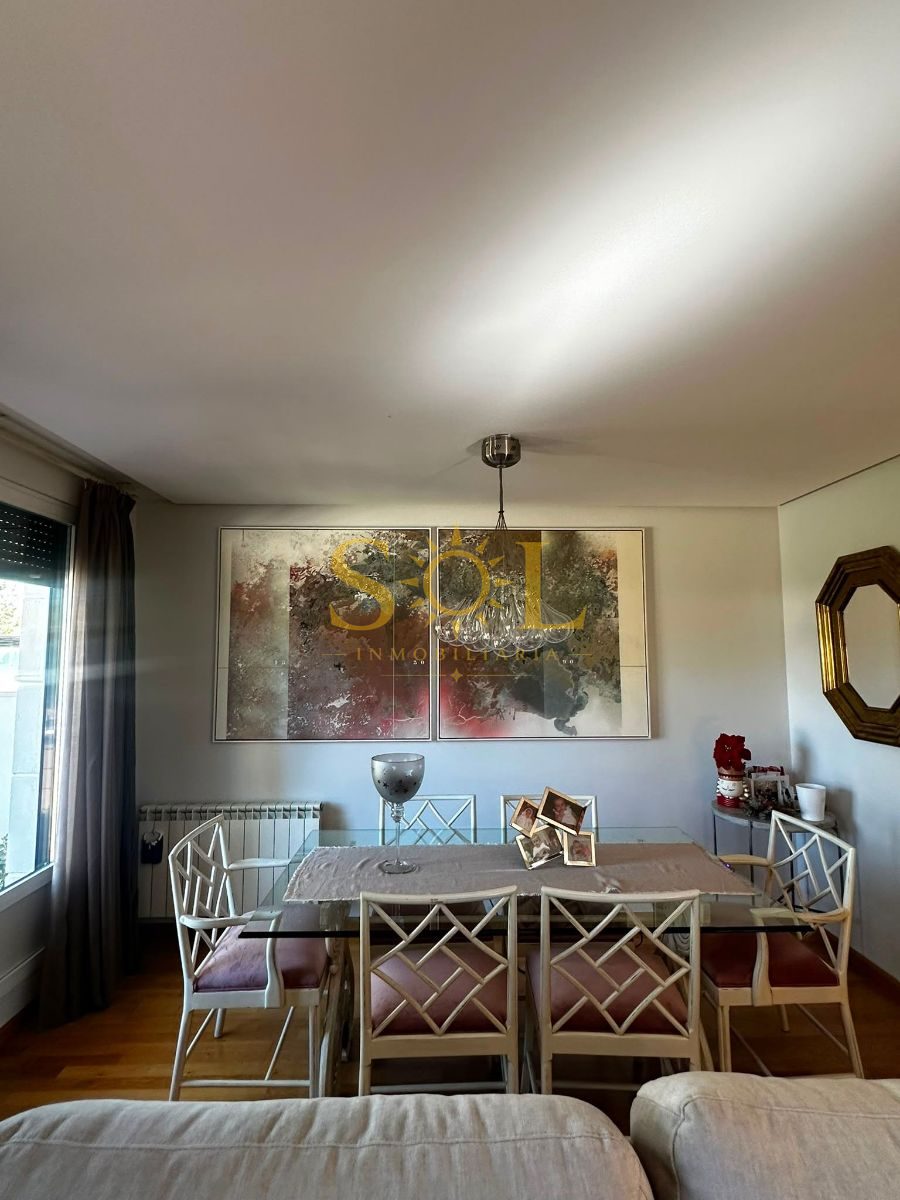 VENTA DE CHALET ADOSADO CON JARDÍN A TRES FACHADAS - Foto 46