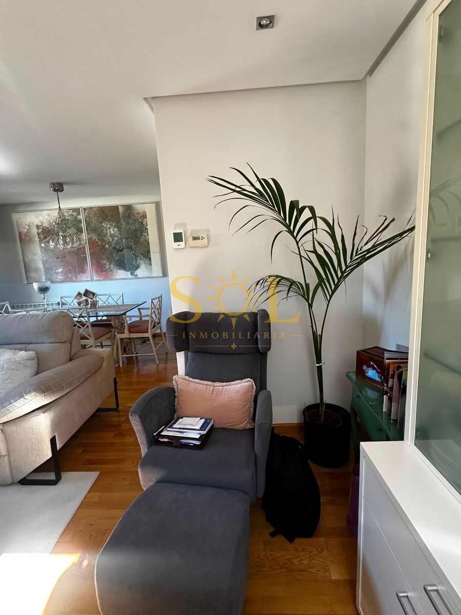 VENTA DE CHALET ADOSADO CON JARDÍN A TRES FACHADAS - Foto 50