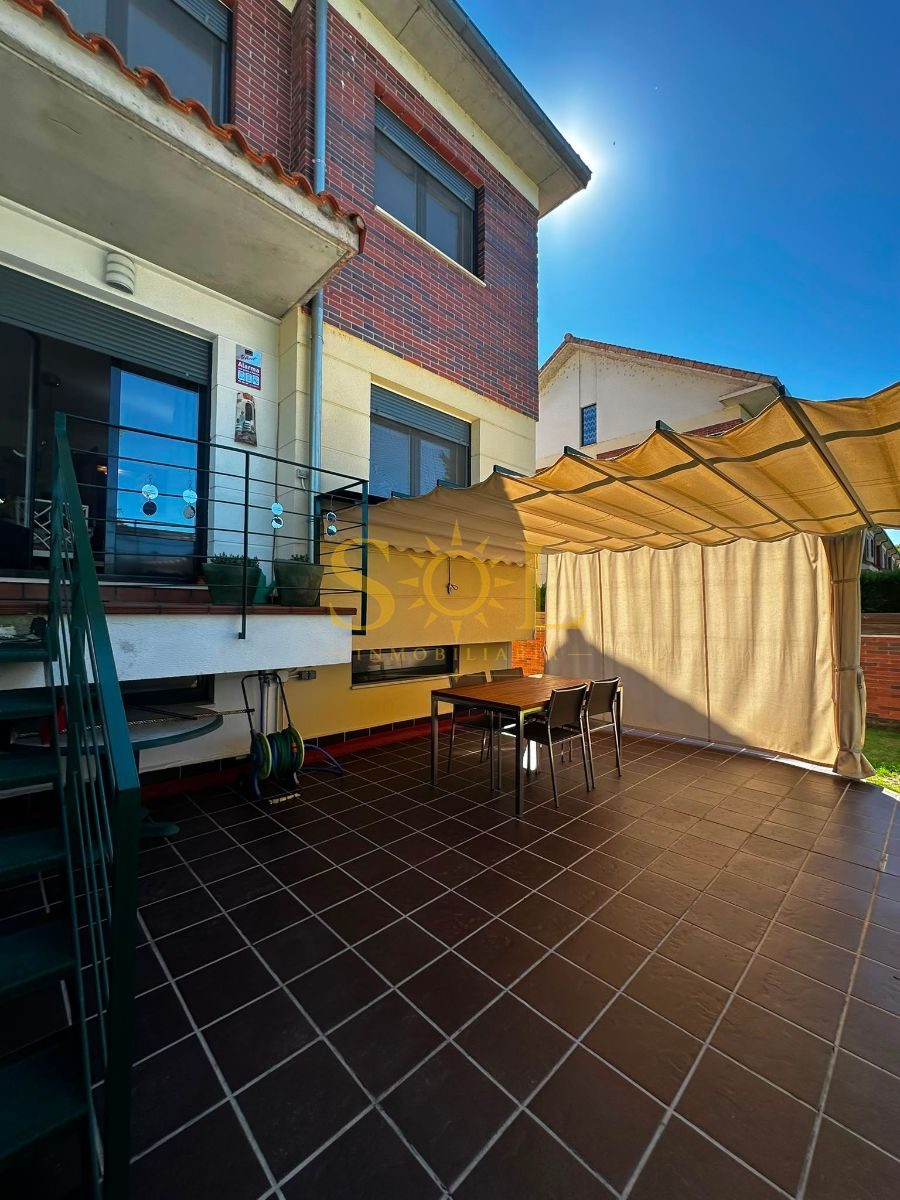 VENTA DE CHALET PAREADO CON JARDÍN A TRES FACHADAS - Foto 64