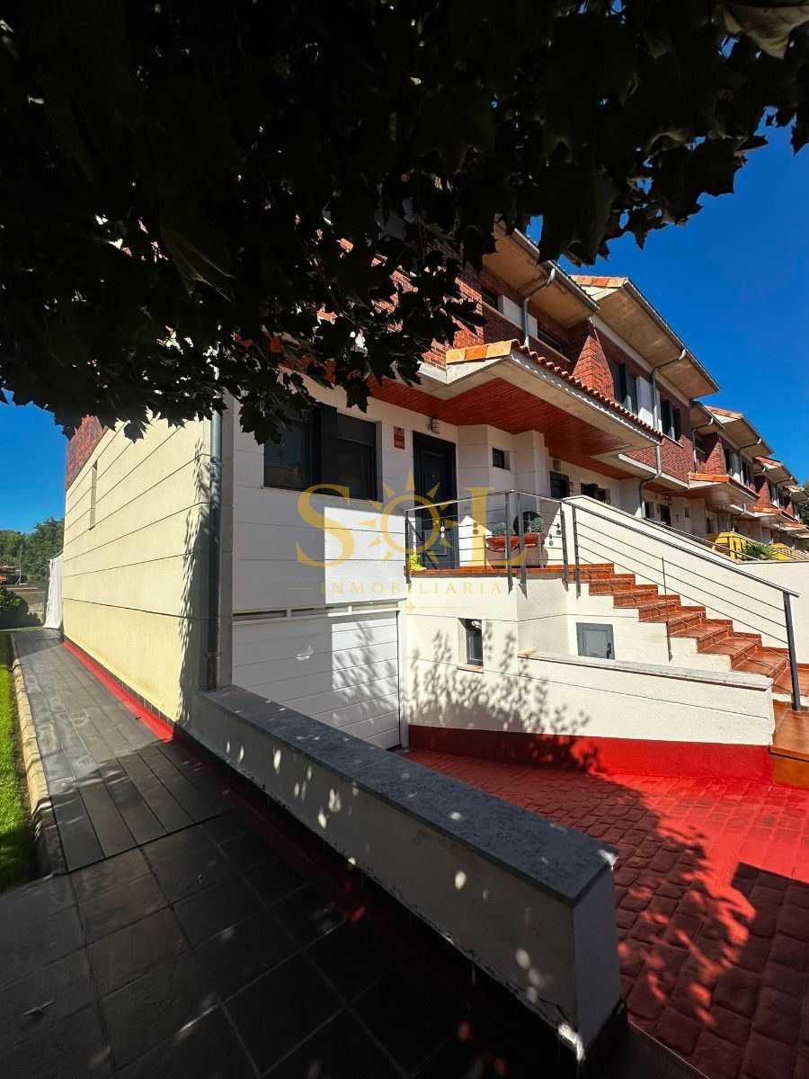 VENTA DE CHALET PAREADO CON JARDÍN A TRES FACHADAS - Foto 68