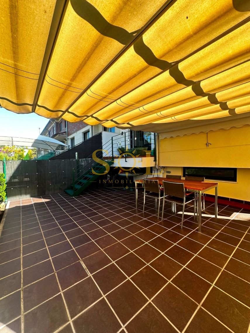 VENTA DE CHALET PAREADO CON JARDÍN A TRES FACHADAS - Foto 69