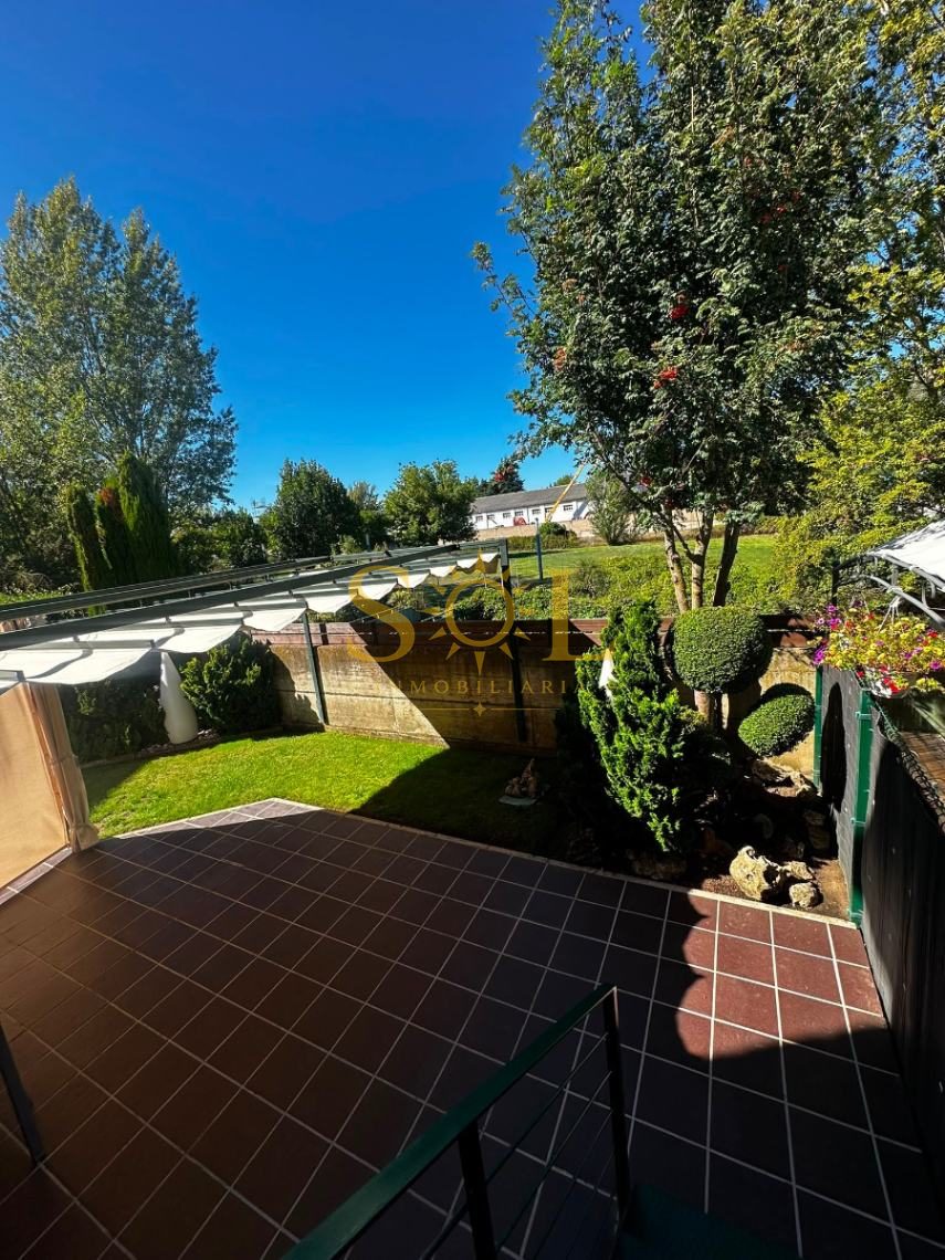 VENTA DE CHALET PAREADO CON JARDÍN A TRES FACHADAS - Foto 72