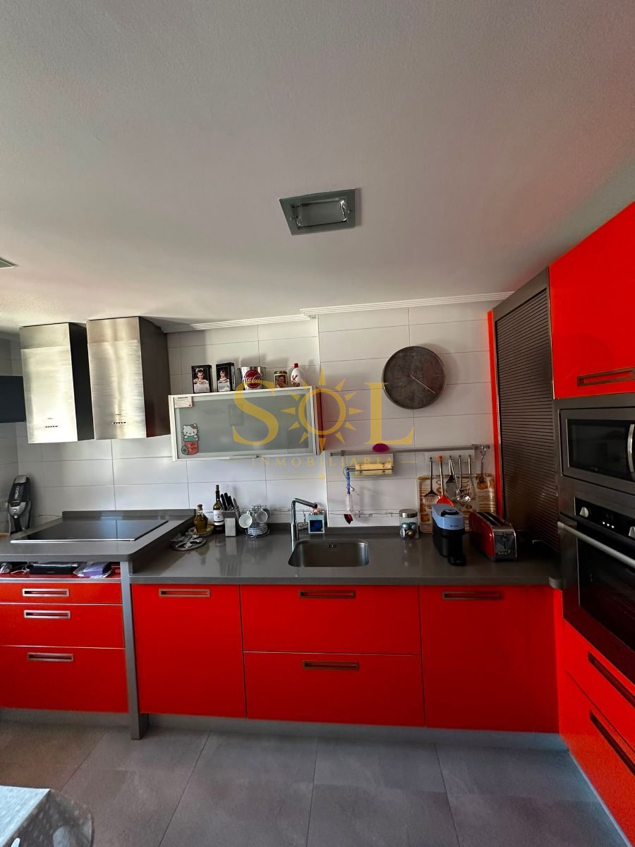 VENTA DE CHALET PAREADO CON JARDÍN A TRES FACHADAS - Foto 82