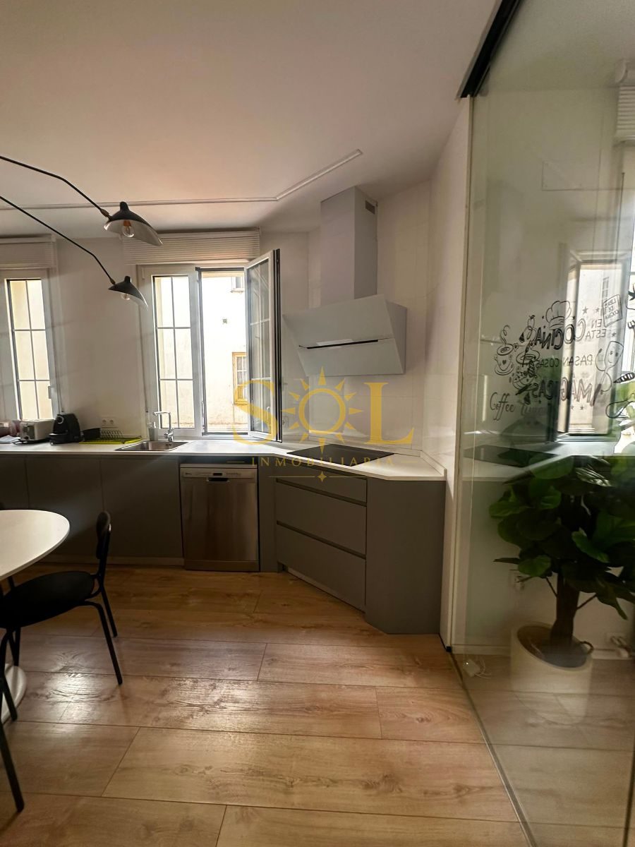 OPORTUNIDAD ÚNICA: Exclusivo inmueble en Calle Carmen con Licencia Turística (VUT) - Foto 35