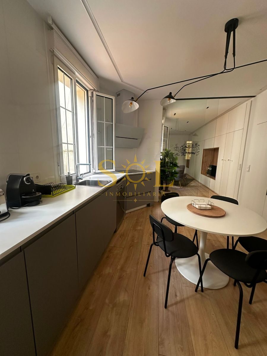 OPORTUNIDAD ÚNICA: Exclusivo inmueble en Calle Carmen con Licencia Turística (VUT) - Foto 36