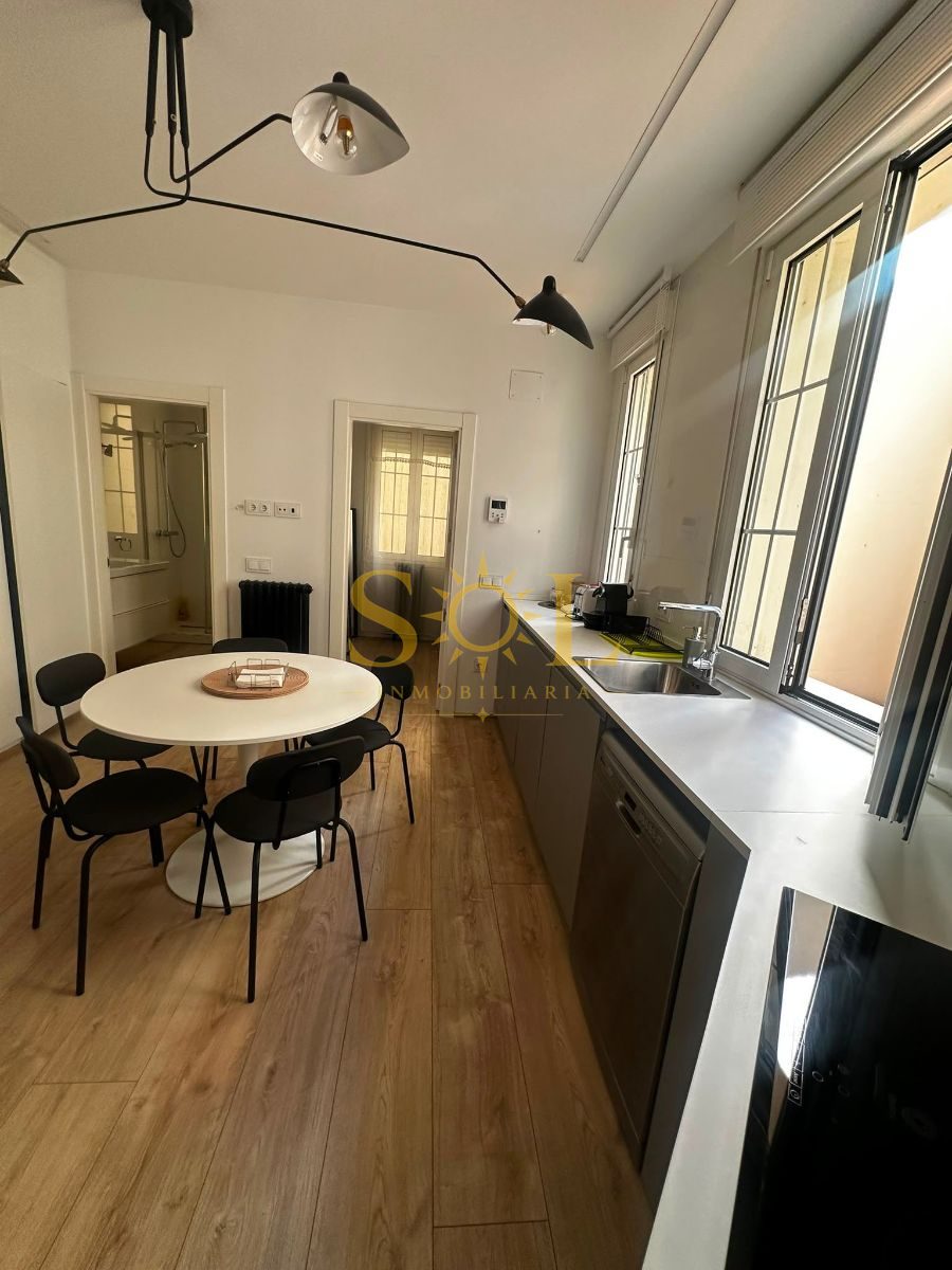 OPORTUNIDAD ÚNICA: Exclusivo inmueble en Calle Carmen con Licencia Turística (VUT) - Foto 37