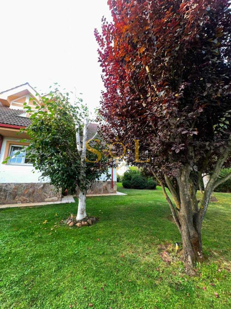 CHALET PAREADO CON JARDIN - Foto 104