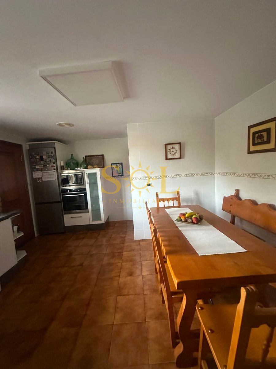 CHALET PAREADO CON JARDIN - Foto 37
