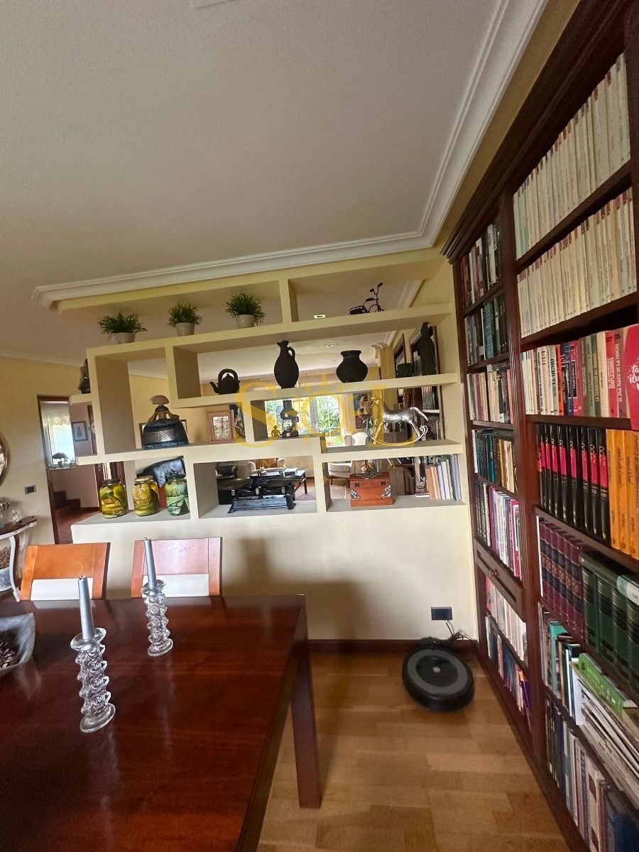 CHALET PAREADO CON JARDIN - Foto 49