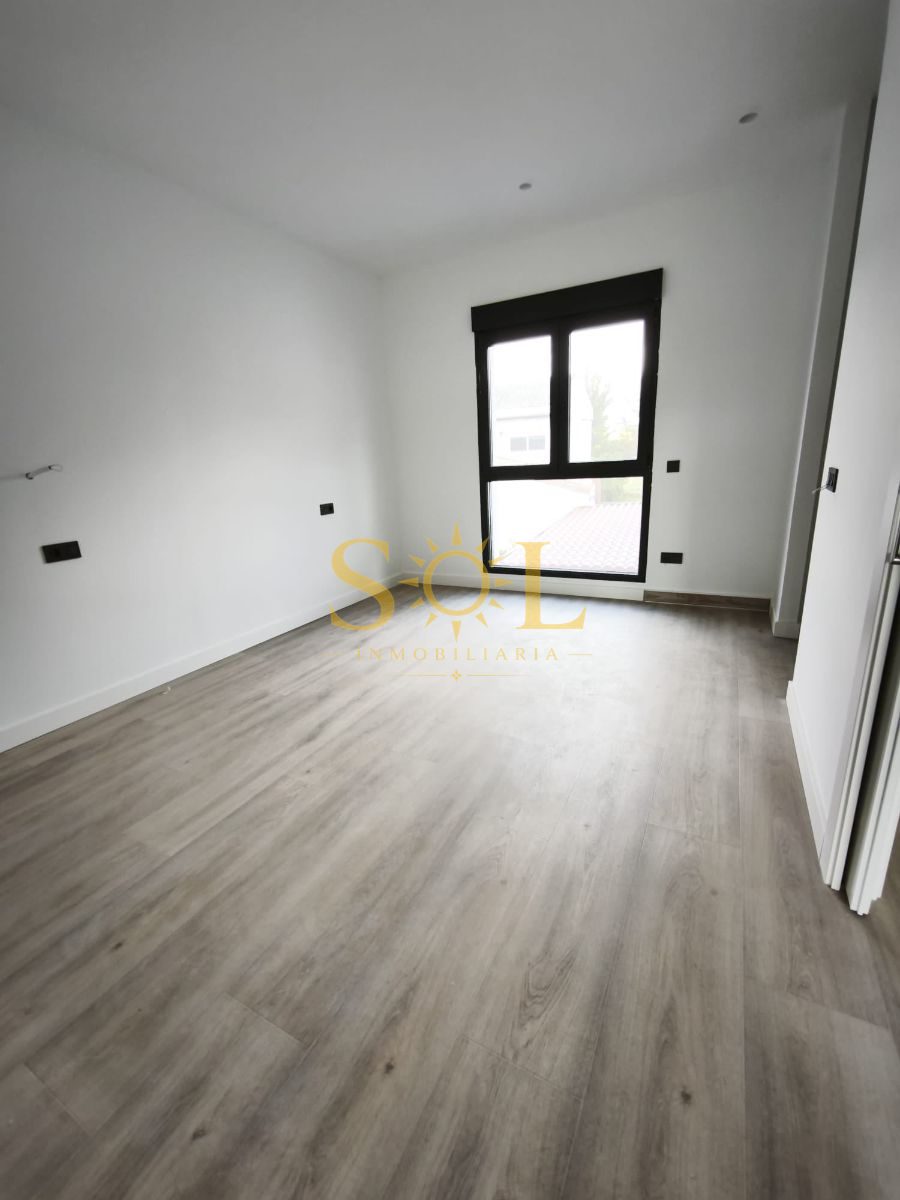 SE VENDE CHALET EN AZADINOS – 455 m² DE PARCELA, ESPACIO Y CONFORT - Foto 11