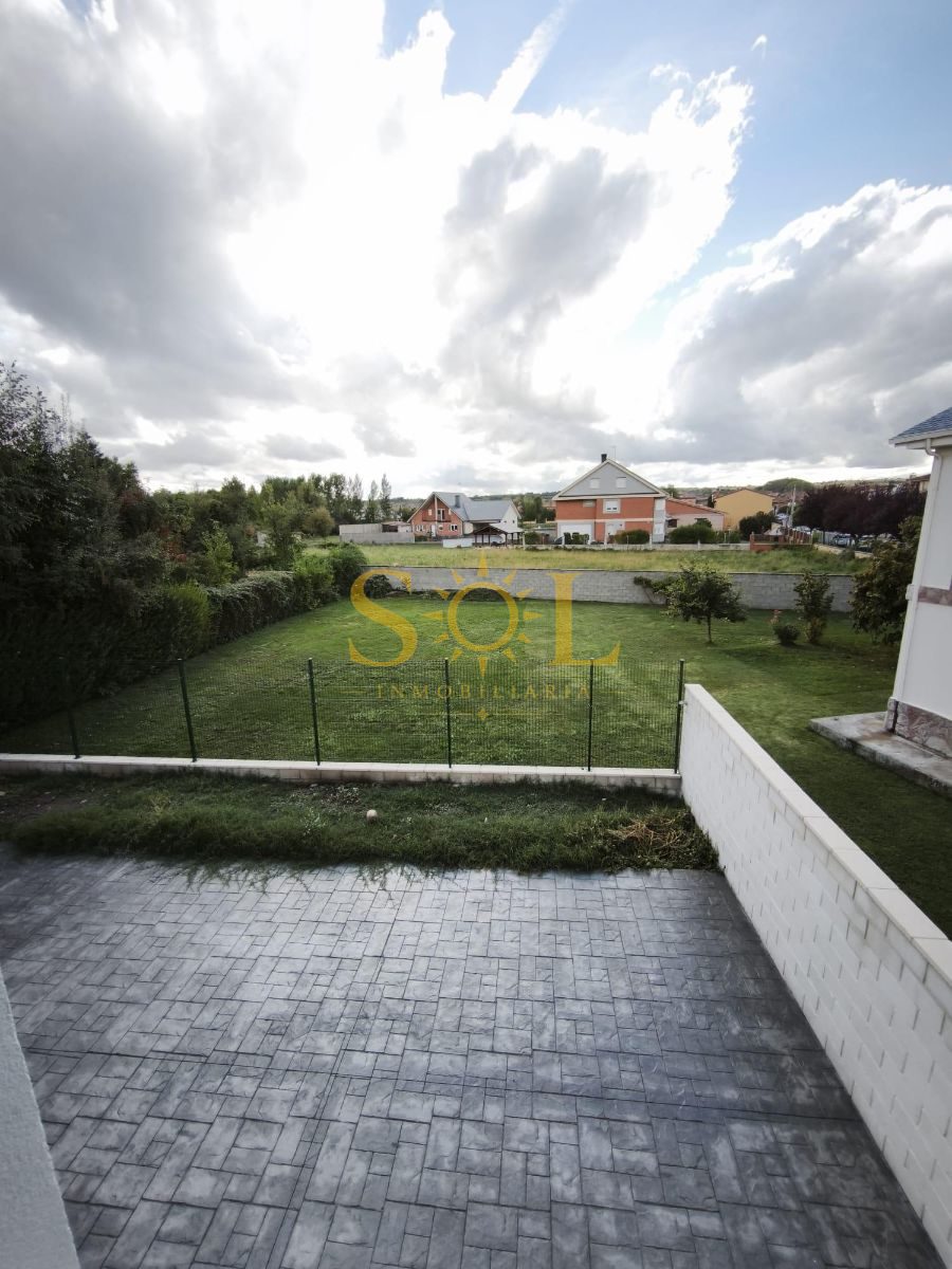 SE VENDE CHALET EN AZADINOS – 455 m² DE PARCELA, ESPACIO Y CONFORT - Foto 18