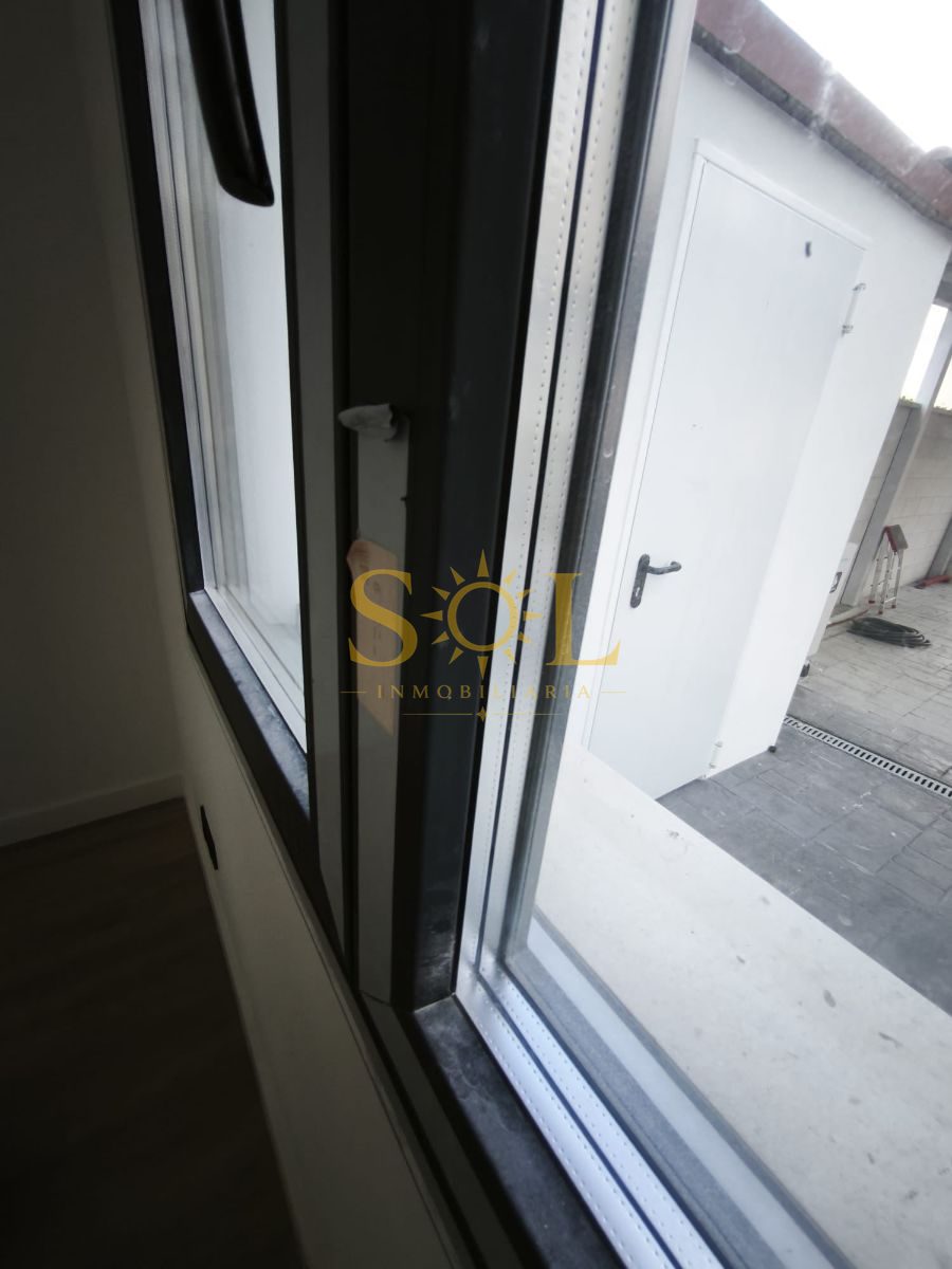 SE VENDE CHALET EN AZADINOS – 455 m² DE PARCELA, ESPACIO Y CONFORT - Foto 3