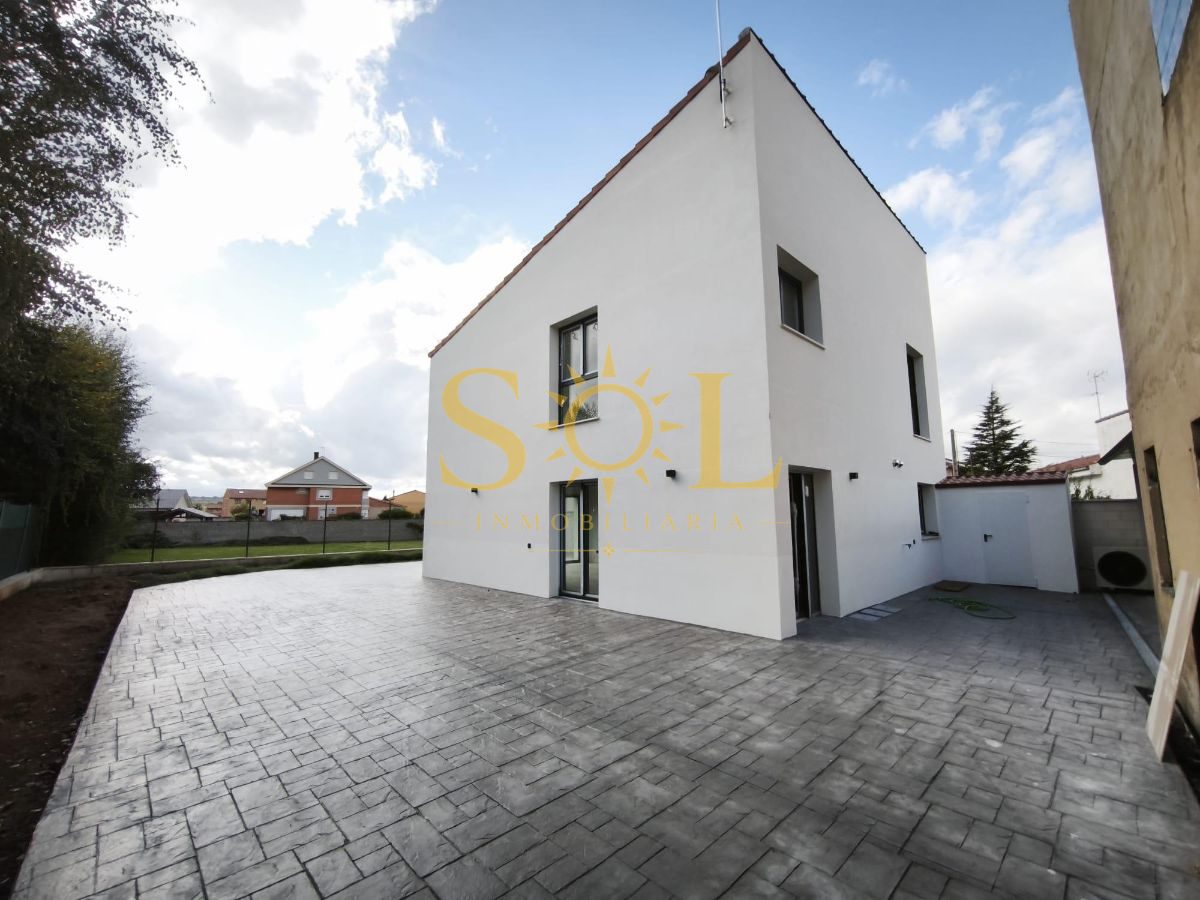 SE VENDE CHALET EN AZADINOS – 455 m² DE PARCELA, ESPACIO Y CONFORT - Foto 7