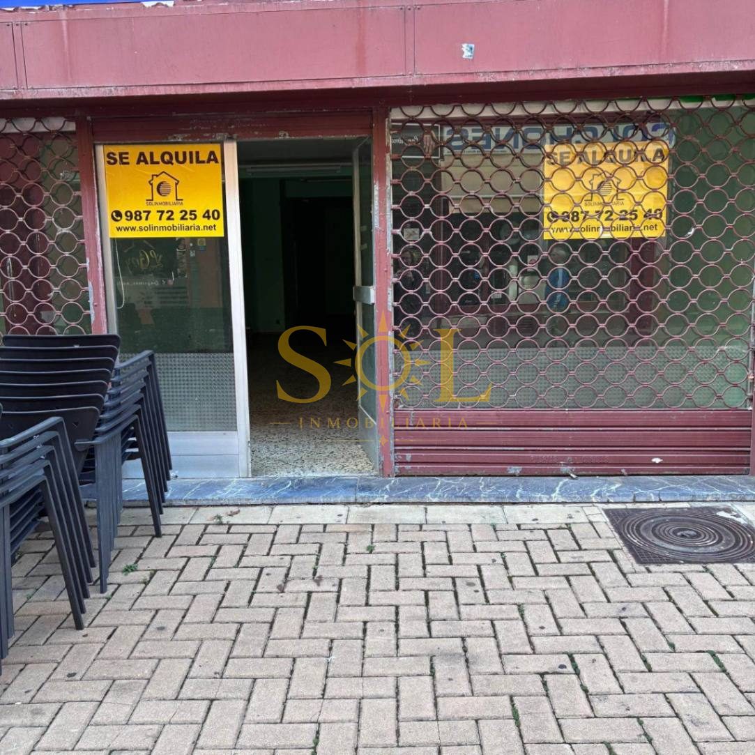 ALQUILER LOCAL EN CALLE DE LA RÚA - Foto 1