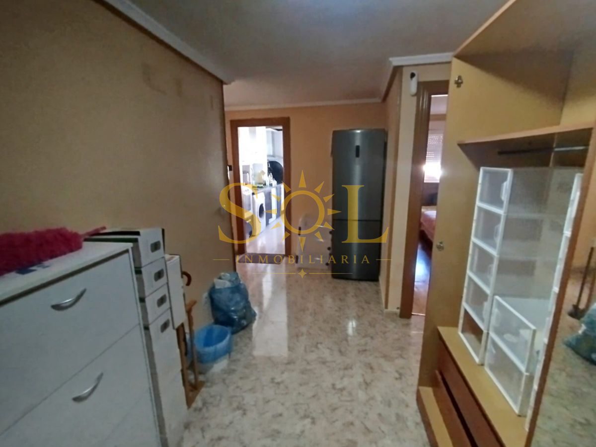 Piso de 3 habitaciones con amplia terraza, garaje y trastero en Puente Castro, León - Foto 13