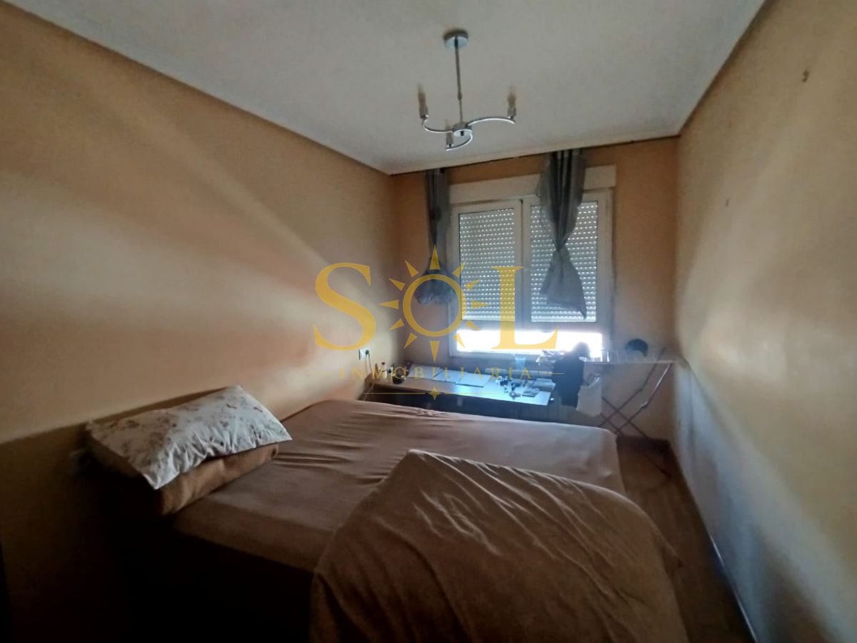Piso de 3 habitaciones con amplia terraza, garaje y trastero en Puente Castro, León - Foto 15