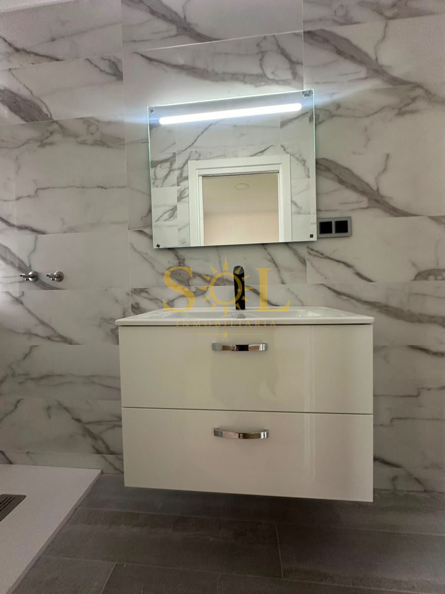 EDIFICIO DE INVERSIÓN CON 12 HABITACIONES, 12 BAÑOS PRIVADOS, ZONAS COMUNES CON PISCINA - Foto 20