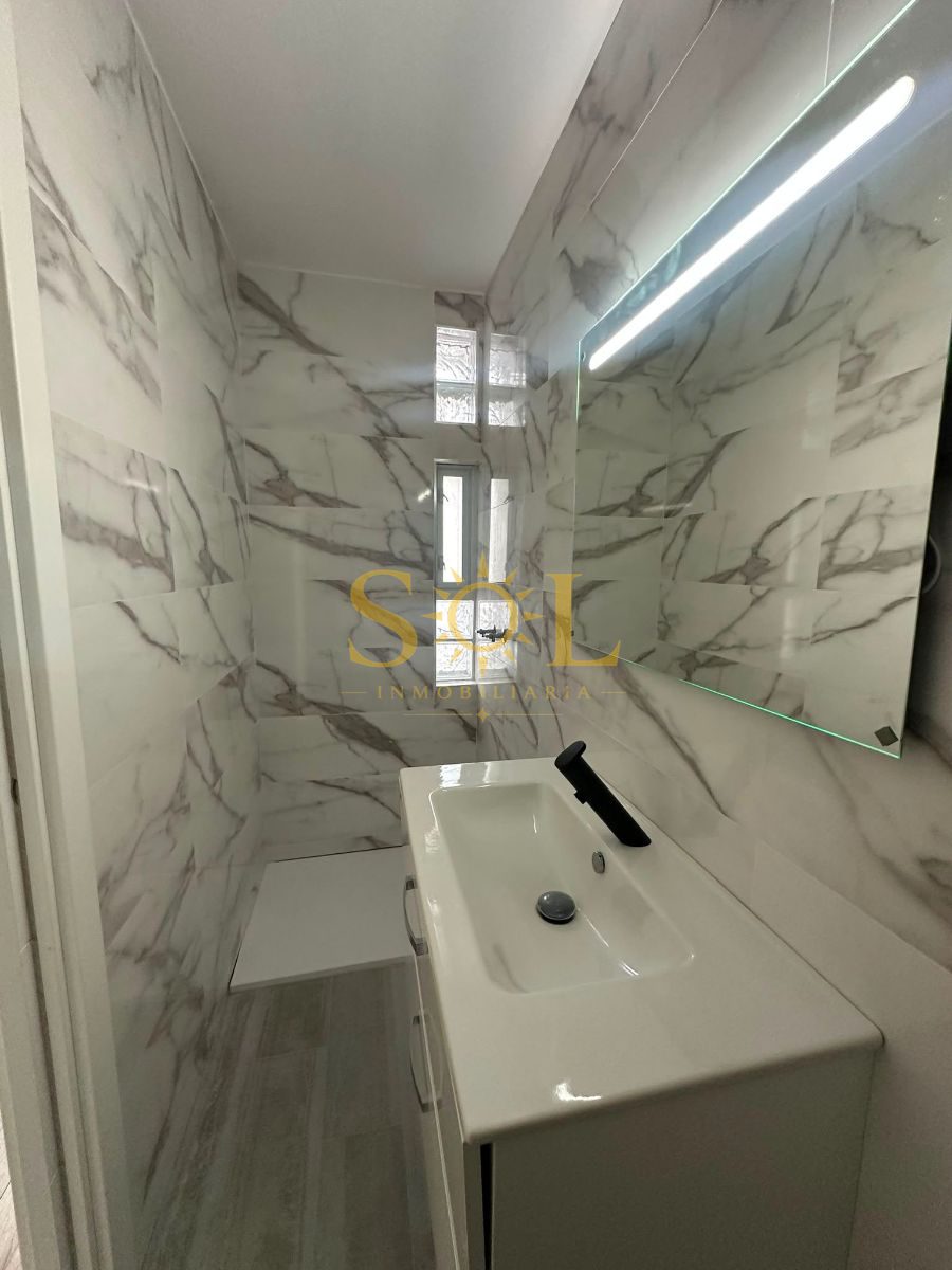 EDIFICIO DE INVERSIÓN CON 12 HABITACIONES, 12 BAÑOS PRIVADOS, ZONAS COMUNES CON PISCINA - Foto 24