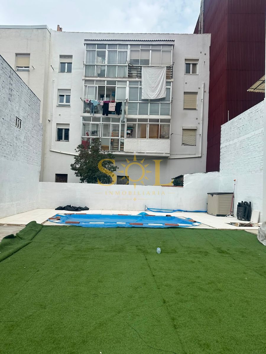 EDIFICIO DE INVERSIÓN CON 12 HABITACIONES, 12 BAÑOS PRIVADOS, ZONAS COMUNES CON PISCINA - Foto 32