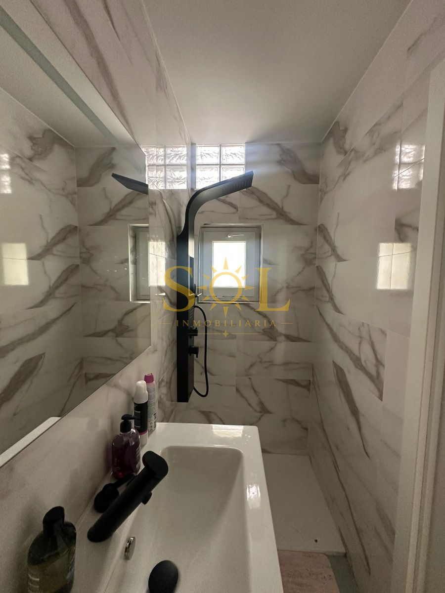 EDIFICIO DE INVERSIÓN CON 12 HABITACIONES, 12 BAÑOS PRIVADOS, ZONAS COMUNES CON PISCINA - Foto 42