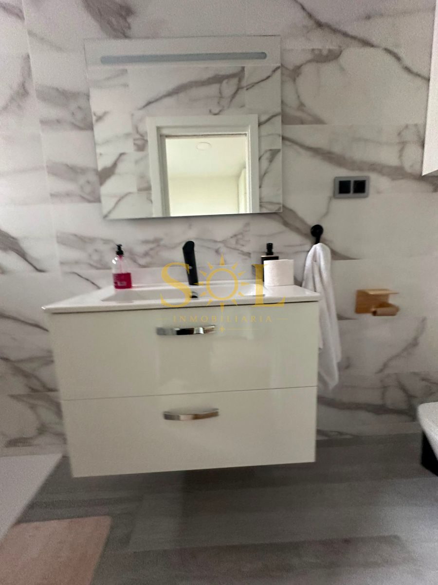 EDIFICIO DE INVERSIÓN CON 12 HABITACIONES, 12 BAÑOS PRIVADOS, ZONAS COMUNES CON PISCINA - Foto 44