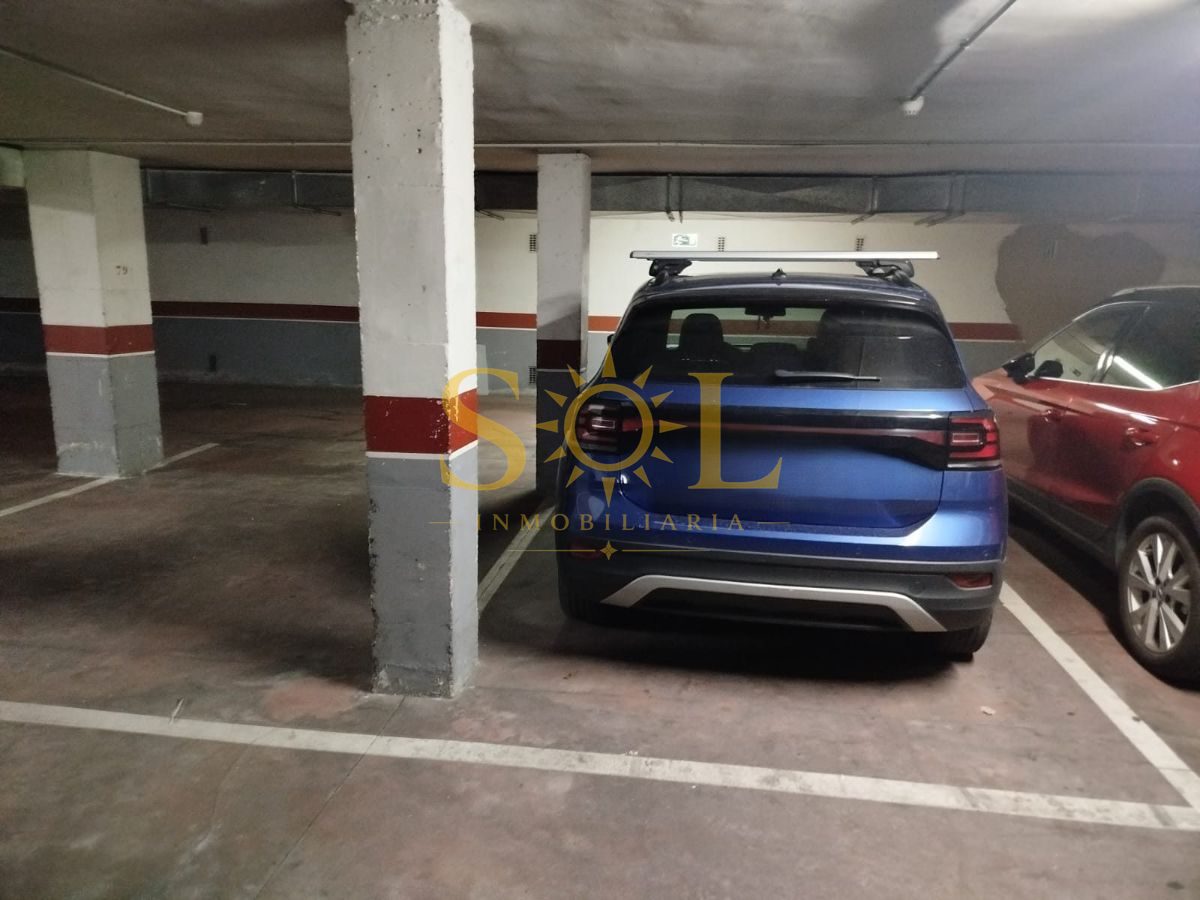VENTA DE GARAJE EN JOSÉ AGUADO PLAZA AMPLIA - Foto 3