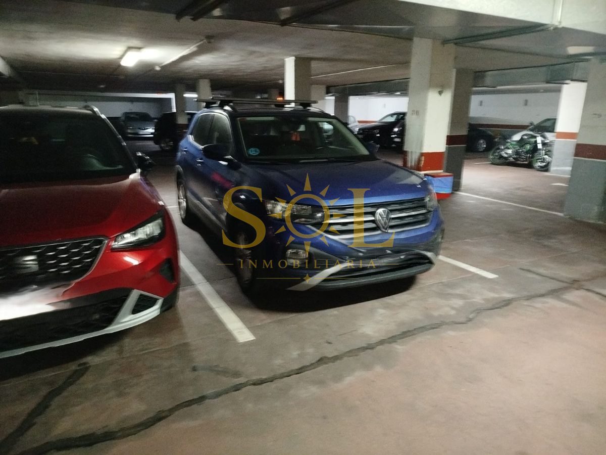 VENTA DE GARAJE EN JOSÉ AGUADO PLAZA AMPLIA - Foto 6